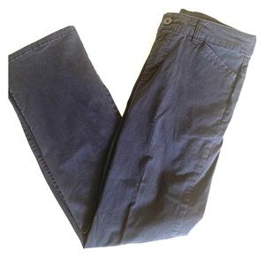 Croft and barrow size 6 straight leg slacks navy